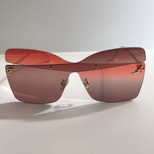 Fendi sunglasses mariposa oversize EUC